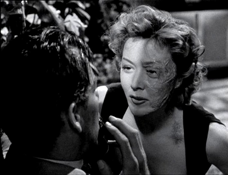 Gloria Grahame y Lee Marvin. (The big heat. Columbia Pictures. 1953.)