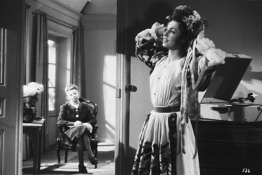 Elina Labourdette. (Las damas del bosque de Bolonia. Les Films Raoul Ploquin. 1945.)