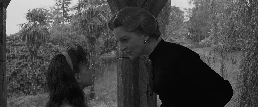 Deborah Kerr y Pamela Franklin. (The innocents. 20th Century Fox. 1961.)