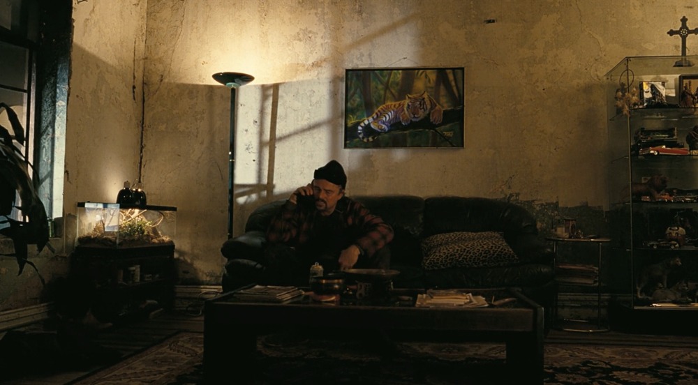 Una batalla tras otra. (Warner Bros., Ghoulardi Film Company.