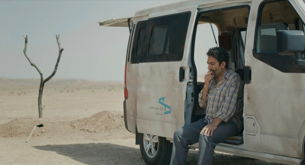 Un simple accidente. (Les Films Pelléas, Bidibul Productions, Jafar Panahi Film Productions, Pio & Co, arte France Cinéma. 2025).