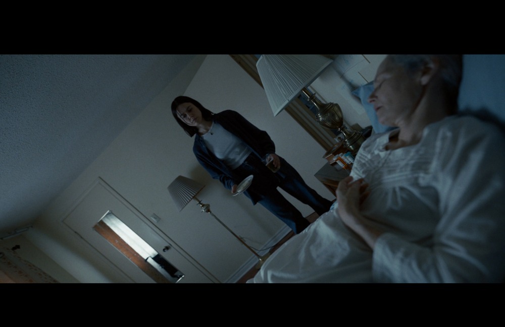 Undertone. (Black Fawn Films, Kino, Slaterverse Pictures, Spooky Pictures. 20225).