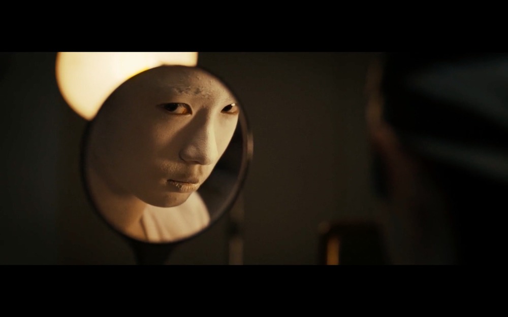 Kohuho. (TOHO, Aniplex, Asahi Shimbun Publications, Credeus. 2025).